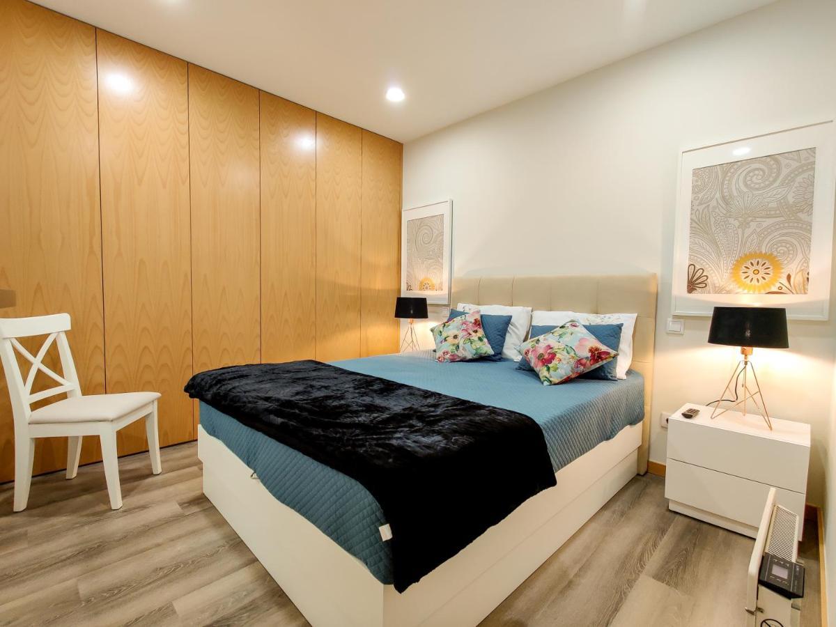 Tiana Apartment - City Centre With Terrace Viana do Castelo Exteriör bild