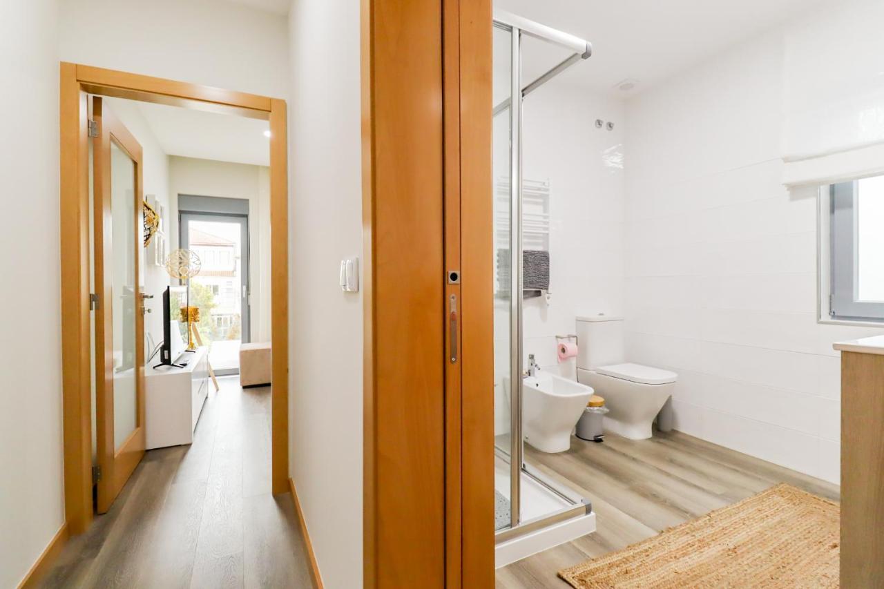 Tiana Apartment - City Centre With Terrace Viana do Castelo Exteriör bild